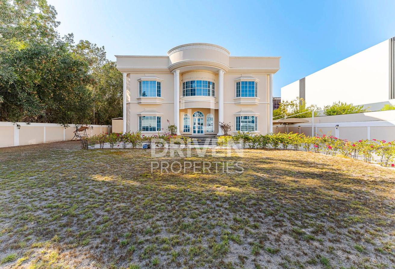 Spacious Villa | Well Maintained | Prime Location photo 29
