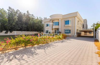 Villa - 5 Bedrooms - 6 Bathrooms for rent in Umm Al Sheif Villas - Umm Al Sheif - Dubai