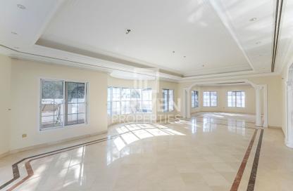 Villa - 5 Bedrooms - 6 Bathrooms for rent in Umm Al Sheif Villas - Umm Al Sheif - Dubai