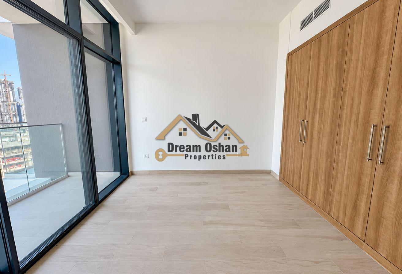 Brand New - Higher Floor | Skyline View photo 9