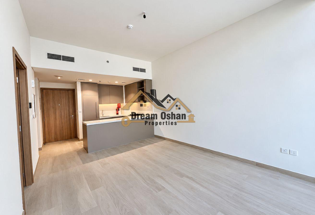 Brand New - Higher Floor | Skyline View photo 5