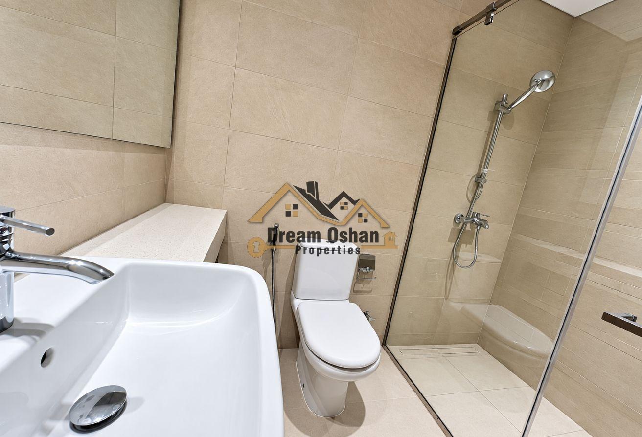 Brand New - Higher Floor | Skyline View photo 11
