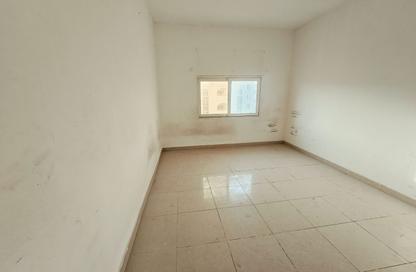Apartment - Studio - 1 for rent in Fire Station Road - Muwaileh - Sharjah