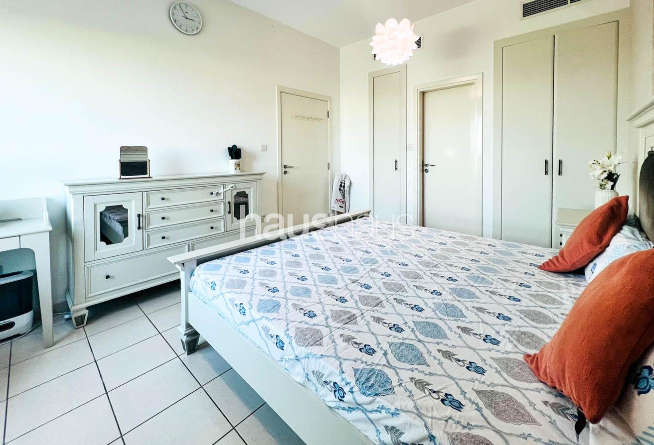 Fully Furnished & Upgraded | Bright & Spacious photo 11