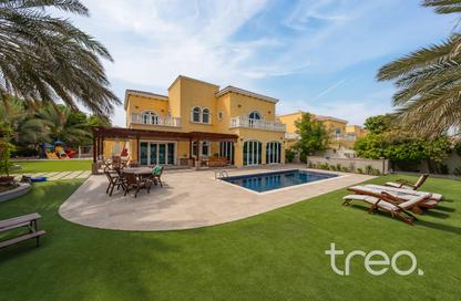 Villa - 5 - 6 for sale in District 1 - Jumeirah Park - Dubai