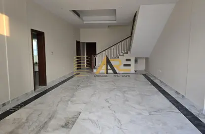 فيلا - 5 غرف نوم - 8 حمامات للايجار في حوشي 1 - حوشي - البادي - الشارقة