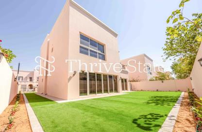 Villa - 4 - 5 for rent in Nad Al Sheba Villas - Nad Al Sheba 3 - Nad Al Sheba - Dubai