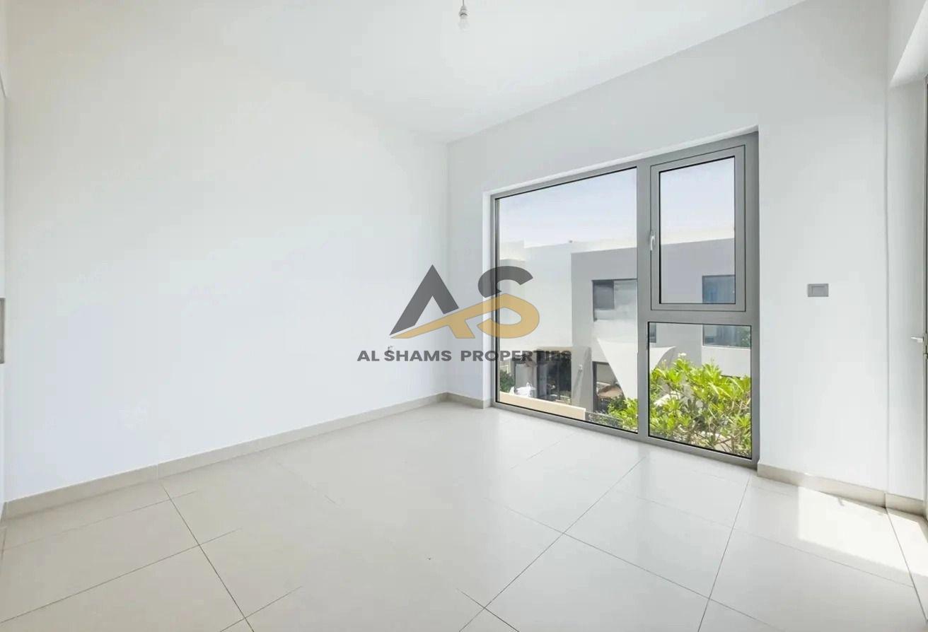 3 BR Townhouse with Landmark Views in Ranches 2 photo 9