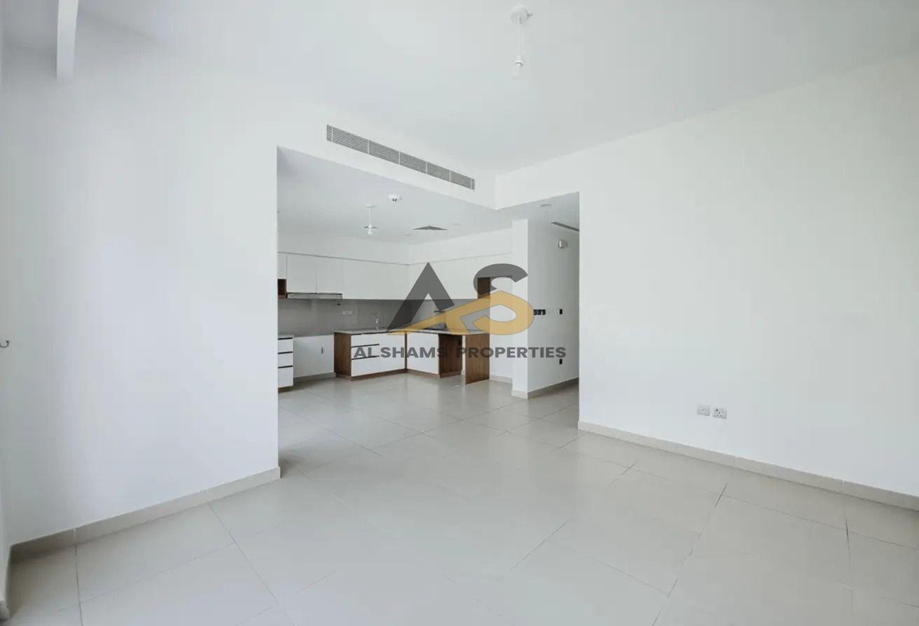 3 BR Townhouse with Landmark Views in Ranches 2 photo 4