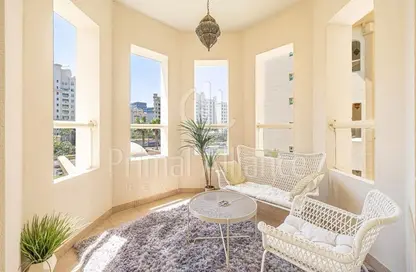 Apartment - 2 Bedrooms - 3 Bathrooms for rent in Al Msalli - Shoreline Apartments - Palm Jumeirah - Dubai