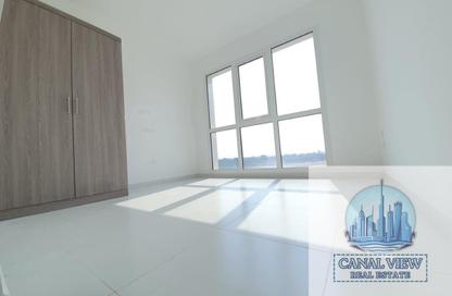 Apartment - 1 - 2 for rent in Khalifa City A - Khalifa City - Abu Dhabi