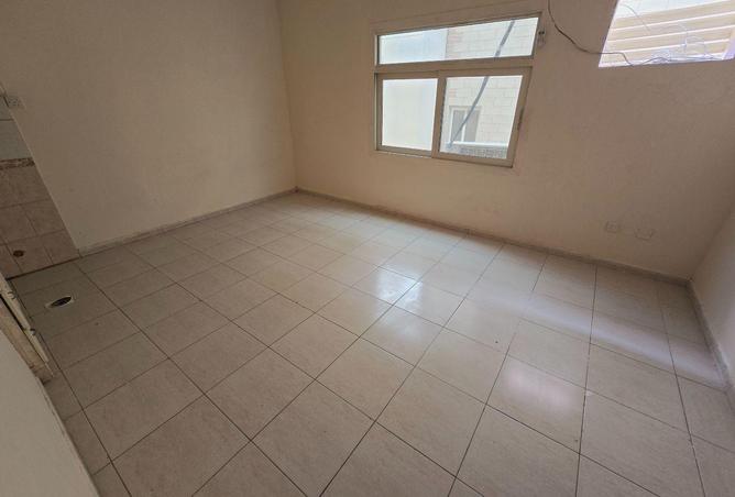 74622521 - Property Image 2