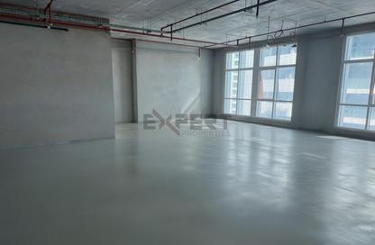 Office Space - Studio - 1 Bathroom for rent in Grosvenor Office Tower - Business Bay - Dubai