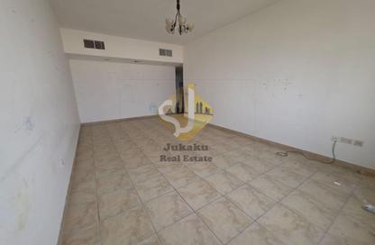 Apartment - 3 Bedrooms - 3 Bathrooms for rent in The Square - Al Mamzar - Deira - Dubai