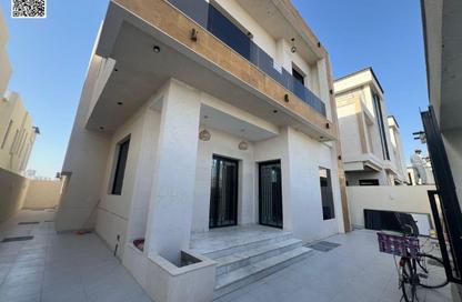 Villa - 5 Bedrooms - 6 Bathrooms for sale in Al Yasmeen 1 - Al Yasmeen - Ajman