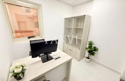 Office Space - Studio - 1 Bathroom for rent in Silver Home Building - Hor Al Anz - Deira - Dubai