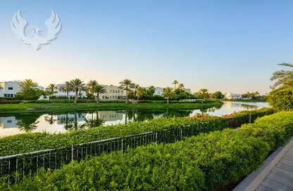 Villa - 5 Bedrooms - 6 Bathrooms for sale in Meadows 7 - Meadows - Dubai