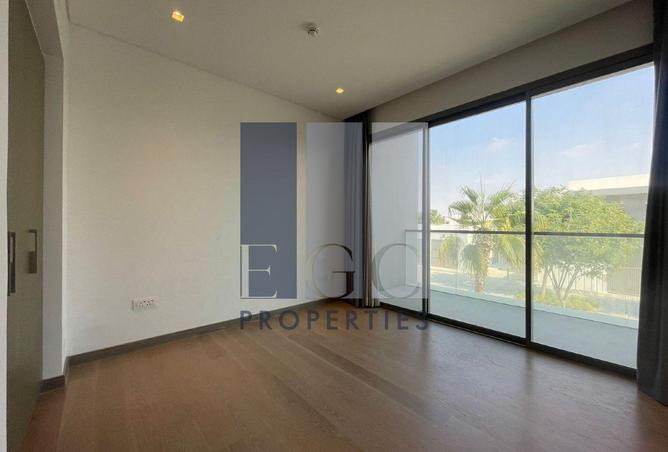 114605282 - Property Image 2