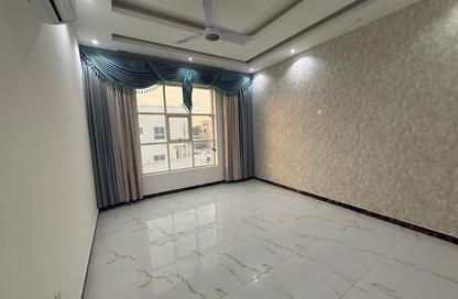 Villa - 5 Bedrooms - 7 Bathrooms for rent in Al Yasmeen 1 - Al Yasmeen - Ajman