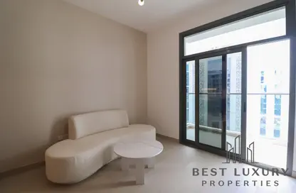 شقة - غرفة نوم - 2 حمامات للايجار في لايا هايتس - ستوديو سيتي - دبي