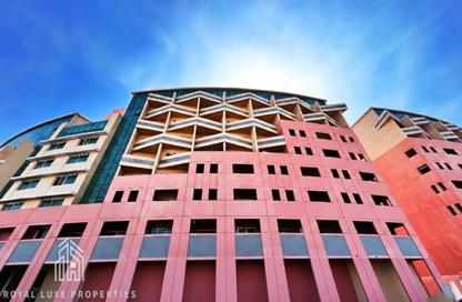 عمارة بالكامل - 7 - 7 للبيع في مبنى 6 - زين - ديسكفري جاردنز - دبي عمارة بالكامل - 7 - 7 للبيع في مبنى 6 - زين - ديسكفري جاردنز - دبي