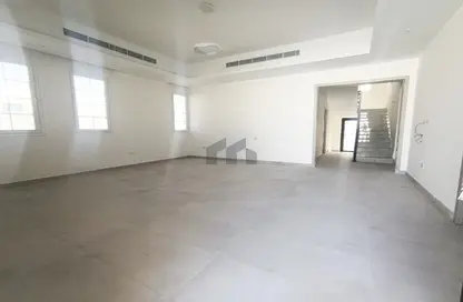 فيلا - 5 غرف نوم - 7 حمامات للايجار في مدينة زايد (مدينة خليفة ج) - مدينة خليفة - أبوظبي