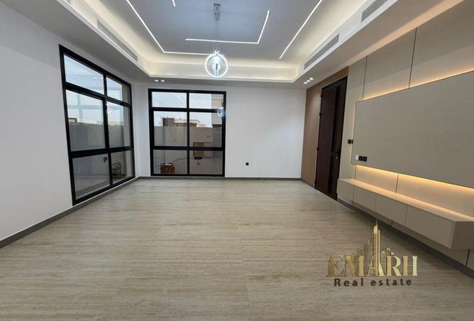 103256177 - Property Image 3