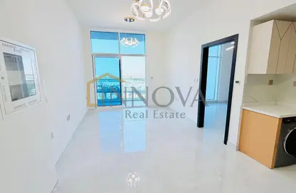 شقة - غرفة نوم - 1 حمام للايجار في سكايز من دانوب - ارجان - دبي