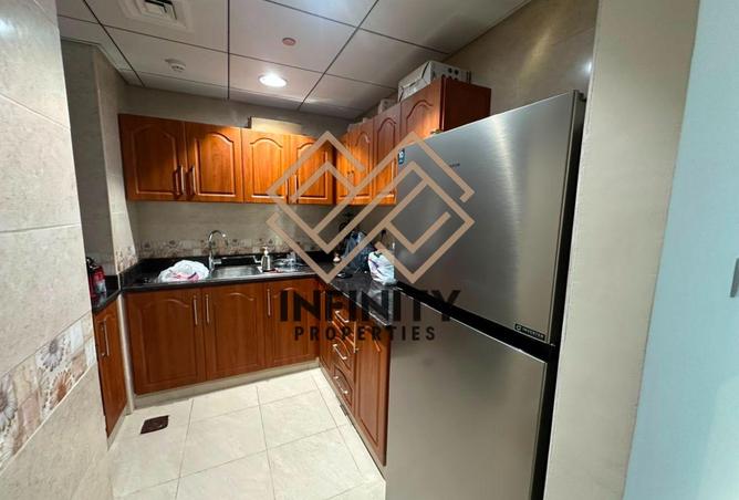 132963000 - Property Image 3