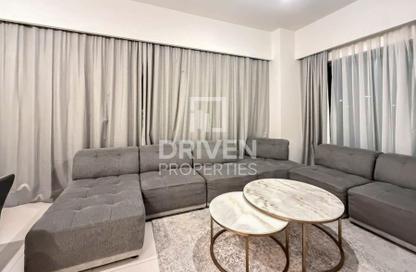 Apartment - 2 Bedrooms - 2 Bathrooms for rent in Burj Royale - Downtown Dubai - Dubai