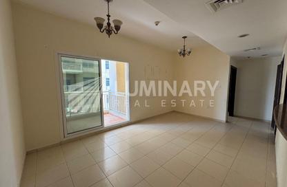 Apartment - 1 - 1 for rent in Mazaya 1 - Queue Point - Liwan - Dubai