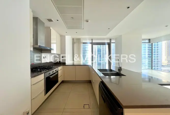 156028095 - Property Image 3