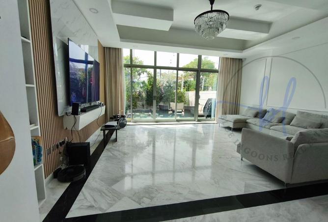 68273329 - Property Image 3