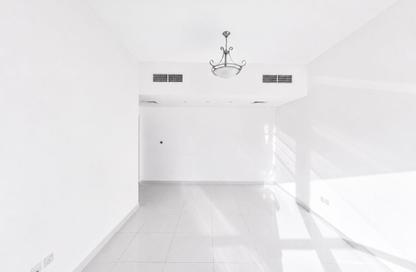 Apartment - 1 Bedroom - 2 Bathrooms for rent in Nad Al Hammar Gardens - Nadd Al Hammar - Dubai