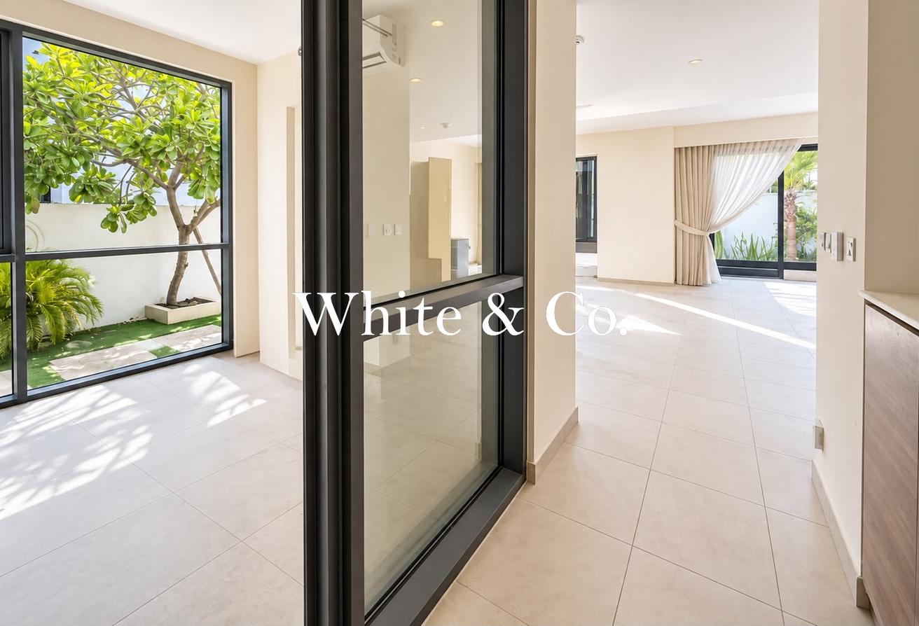 PRIVATE POOL | EXTENDED | UPGRADED UNIT photo 5