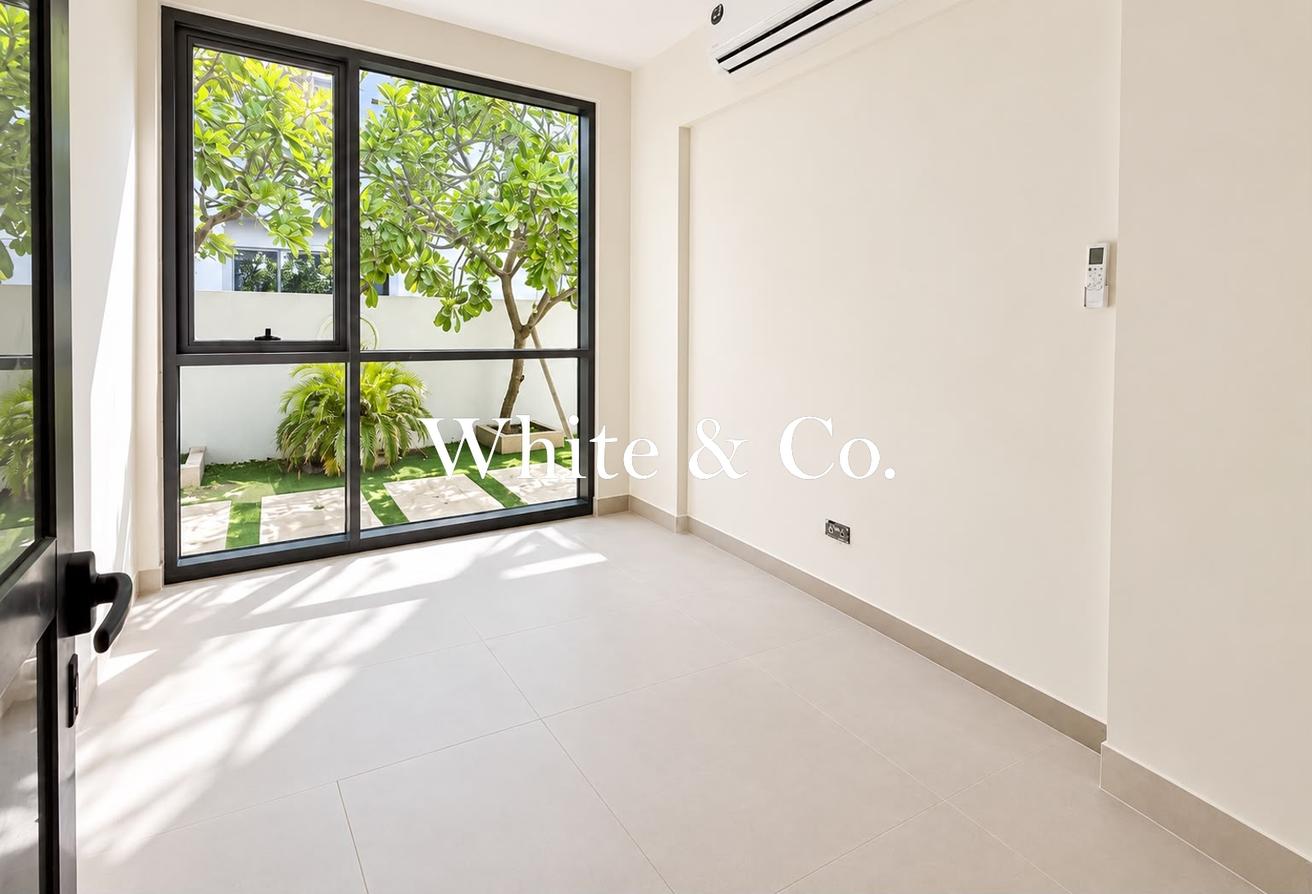 PRIVATE POOL | EXTENDED | UPGRADED UNIT photo 6