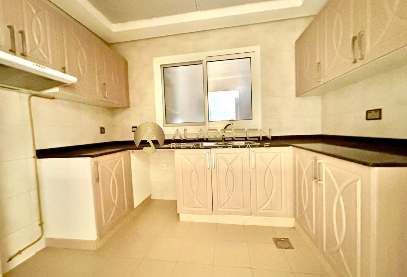Bright 1 BR | Modern Finishes | Prime Location photo 5