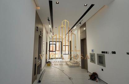 Villa - 5 - 7 for rent in Hoshi - Al Badie - Sharjah