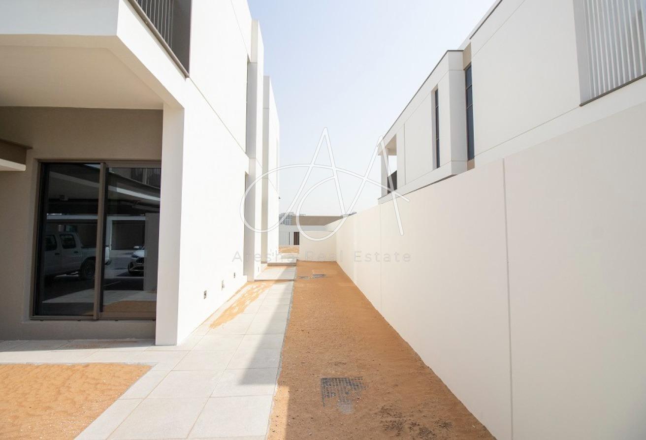 Premium Villa | Modern Design | Family Community photo 16