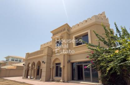 Villa - 4 - 6 for rent in Garden Homes Frond A - Garden Homes - Palm Jumeirah - Dubai