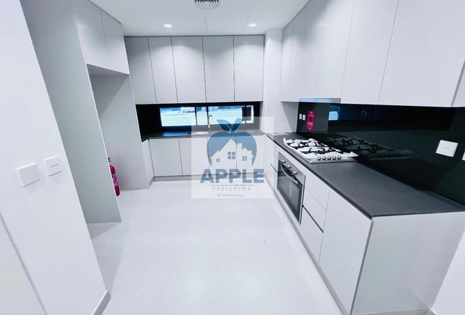 97821233 - Property Image 3