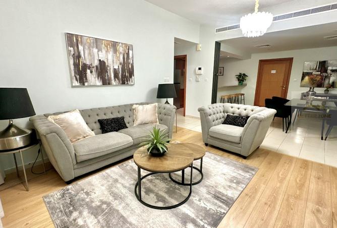 مفروش 1BHK | إطلالة على المسبح | جاهز للانتقال