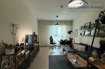 Apartment - 1 Bedroom - 2 Bathrooms for rent in Sulafa Tower - Dubai Marina - Dubai