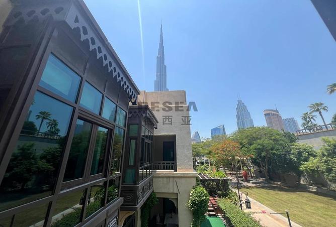 Spacious | Burj Khalifa View | Mall Access