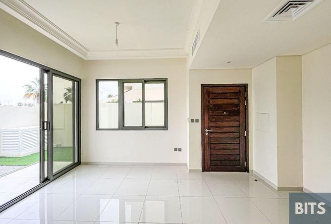 132025053 - Property Main Image