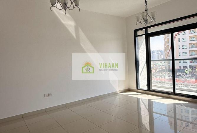 67074110 - صورة العقار 2