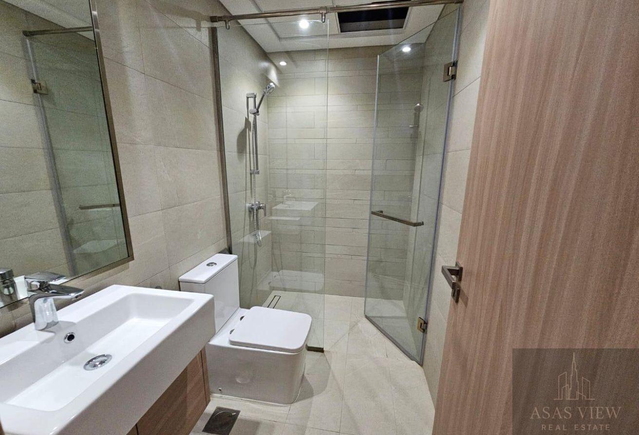 Vacant | Modern Layout | Community Living photo 7
