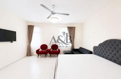 Apartment - Studio - 1 Bathroom for rent in Building P03 - France Cluster - International City - Dubai