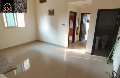 Apartment - 1 Bedroom - 2 Bathrooms for rent in Cornish Tower - Al Rumaila - Ajman