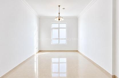 Apartment - 1 - 2 for rent in New Al Taawun Road - Al Taawun - Sharjah Apartment - 1 - 2 for rent in New Al Taawun Road - Al Taawun - Sharjah